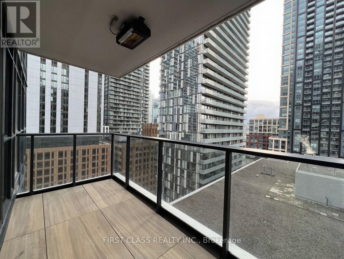 1907 - 38 Widmer Street, Toronto, Ontario  M5V 0P7 - Photo 17 - C12839410