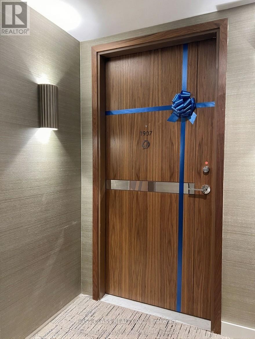 1907 - 38 Widmer Street, Toronto, Ontario  M5V 0P7 - Photo 9 - C12839410