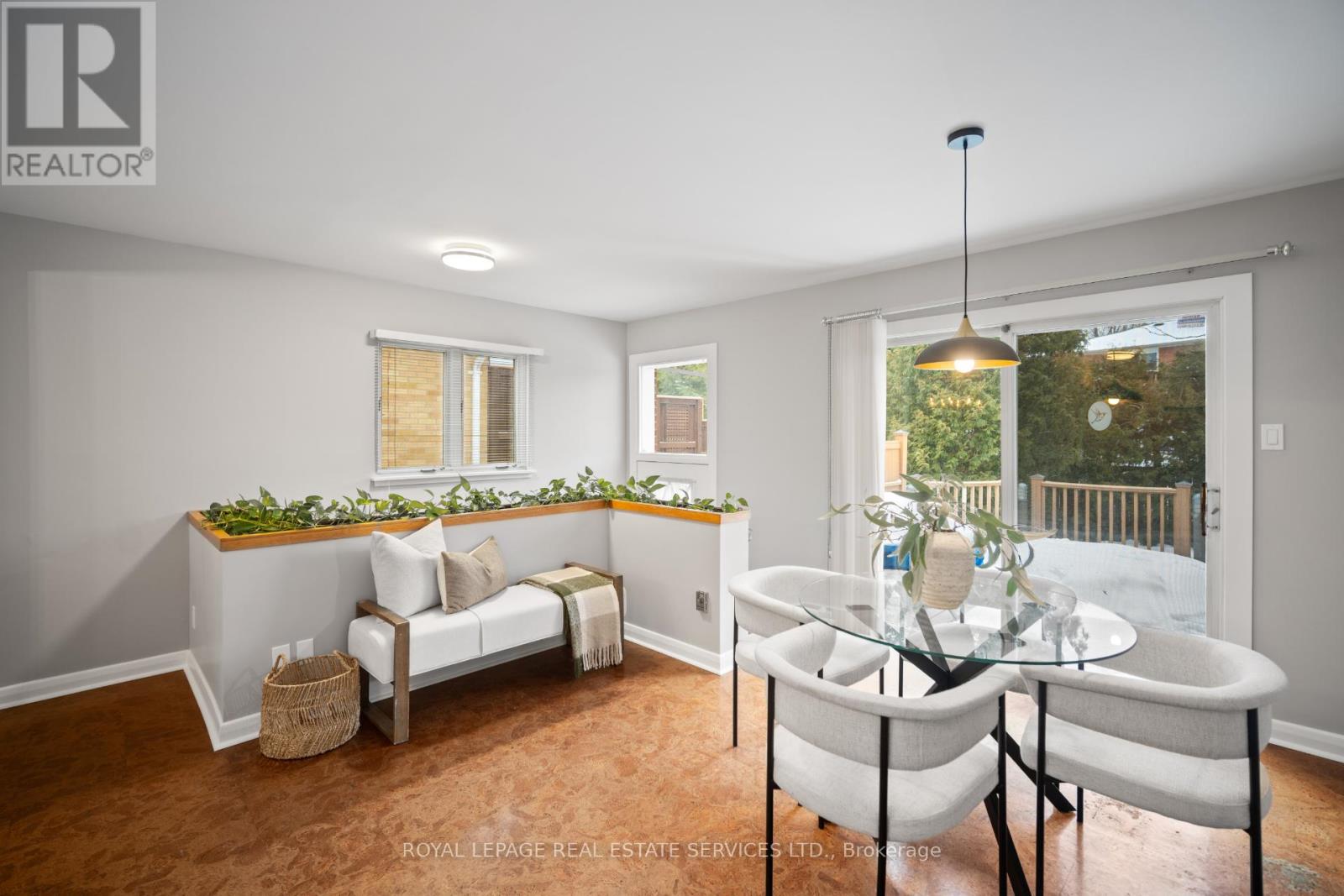 121 Elvaston Drive, Toronto, Ontario  M4A 1N8 - Photo 14 - C12839512