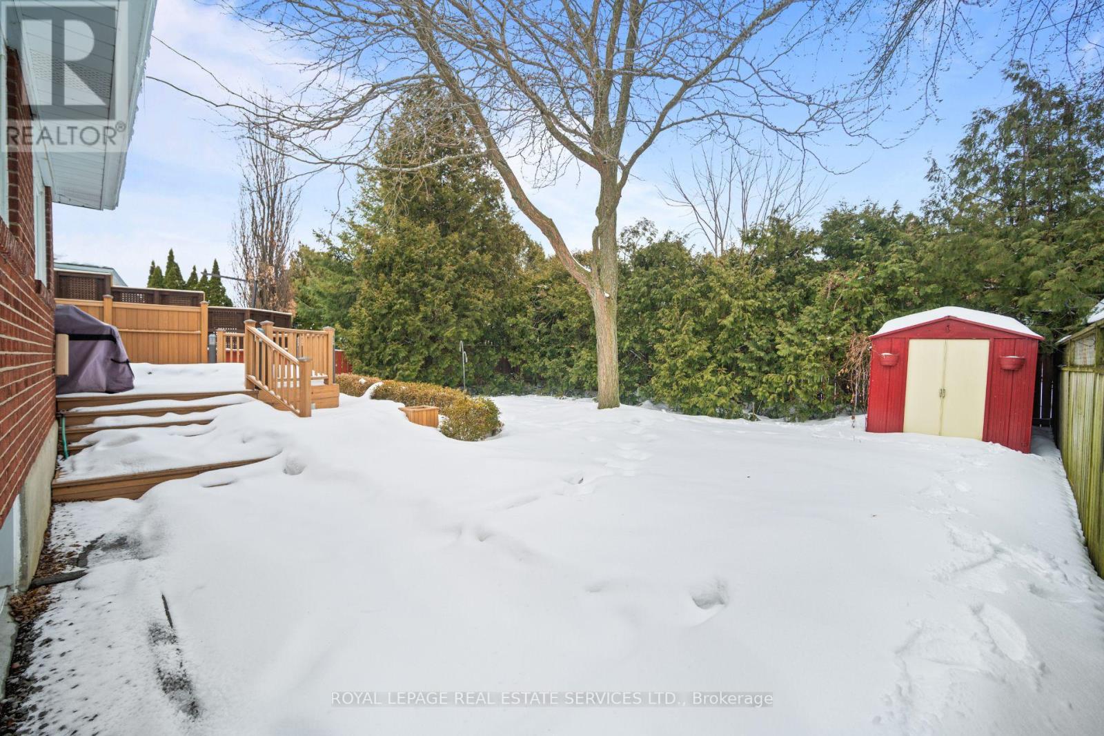 121 Elvaston Drive, Toronto, Ontario  M4A 1N8 - Photo 23 - C12839512