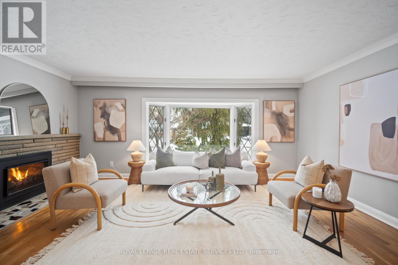 121 Elvaston Drive, Toronto, Ontario  M4A 1N8 - Photo 8 - C12839512