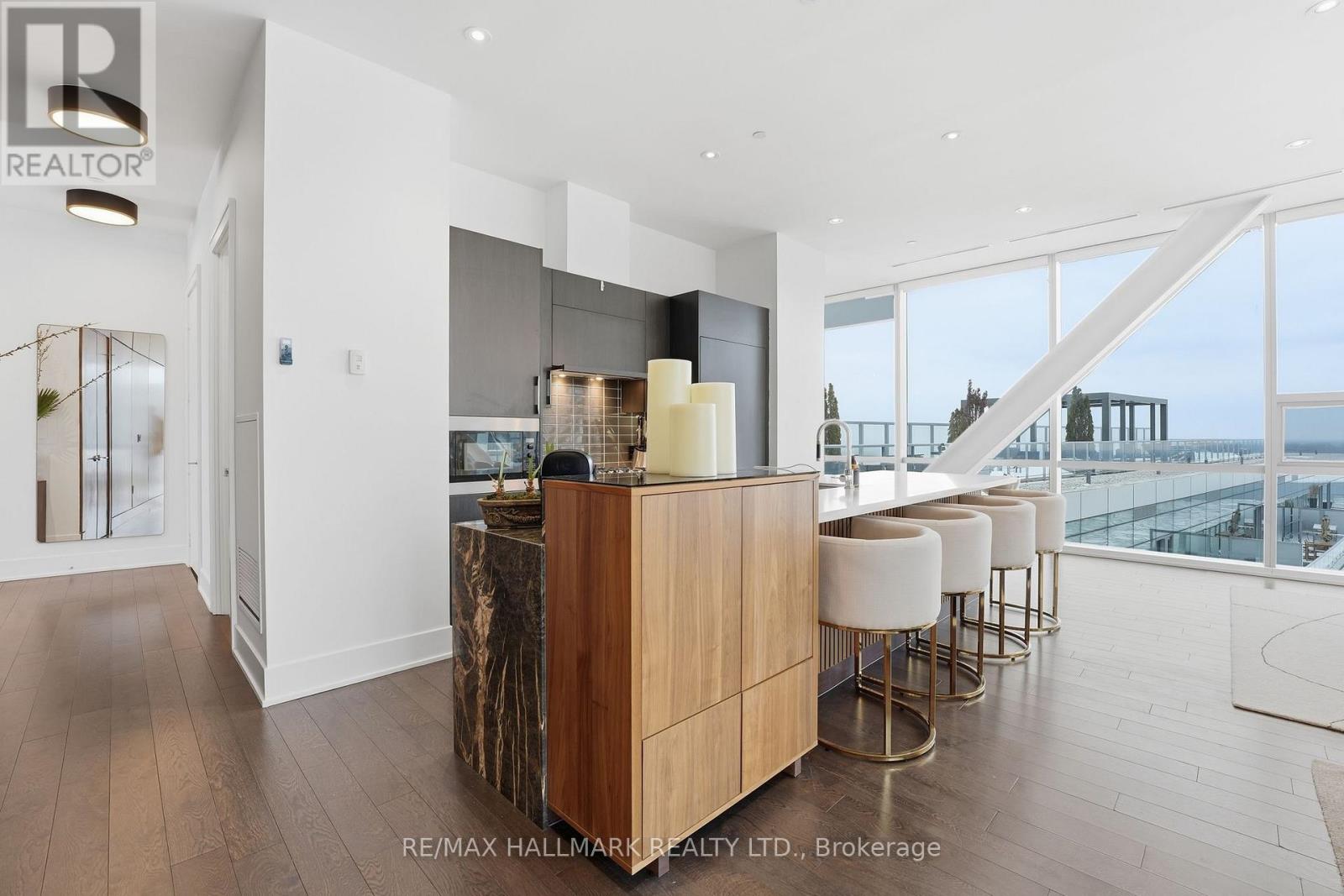 1301 - 39 Queens Quay E, Toronto, Ontario  M5E 0A5 - Photo 10 - C12839536