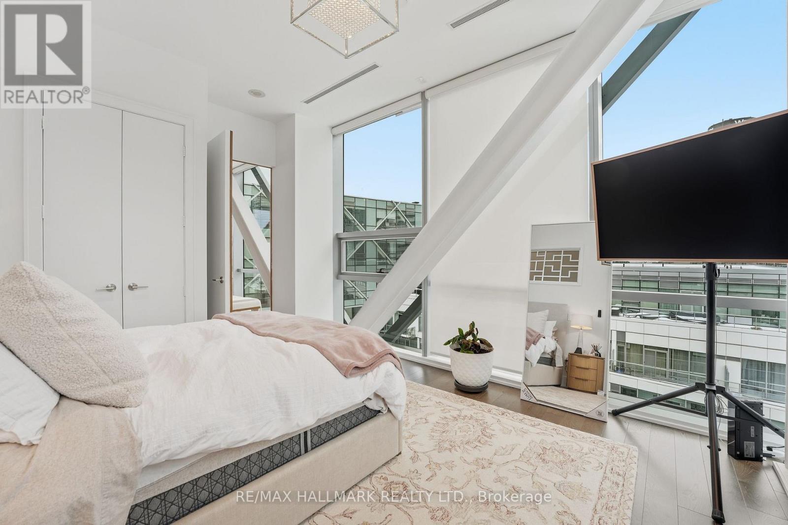 1301 - 39 Queens Quay E, Toronto, Ontario  M5E 0A5 - Photo 22 - C12839536