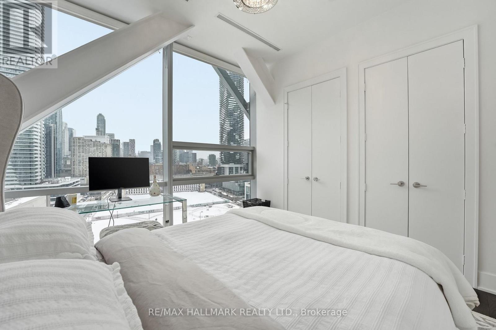 1301 - 39 Queens Quay E, Toronto, Ontario  M5E 0A5 - Photo 26 - C12839536