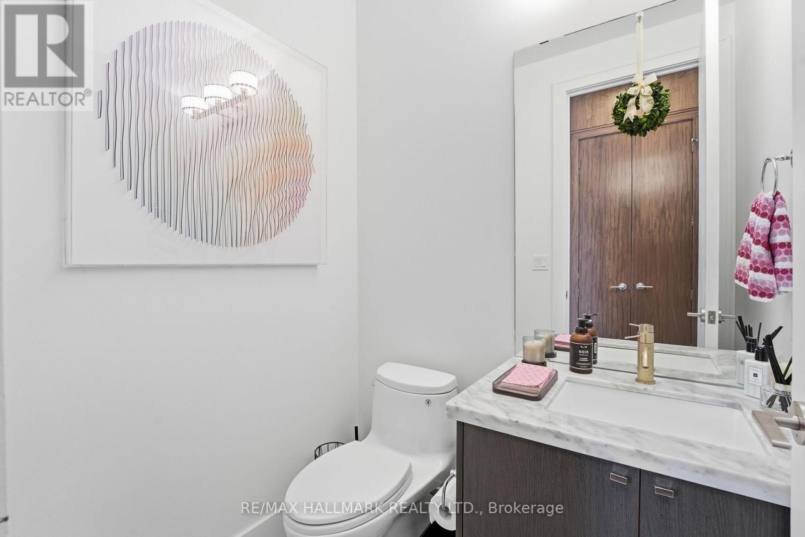 1301 - 39 Queens Quay E, Toronto, Ontario  M5E 0A5 - Photo 30 - C12839536