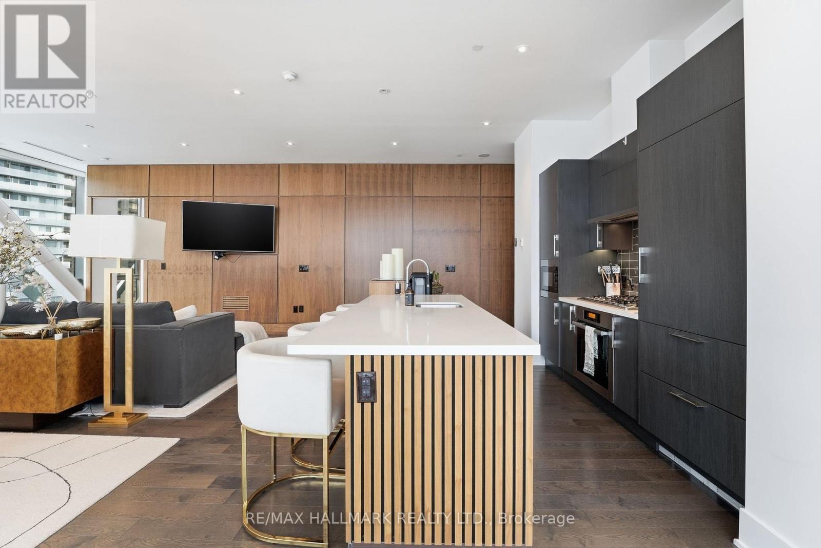 1301 - 39 Queens Quay E, Toronto, Ontario  M5E 0A5 - Photo 6 - C12839536