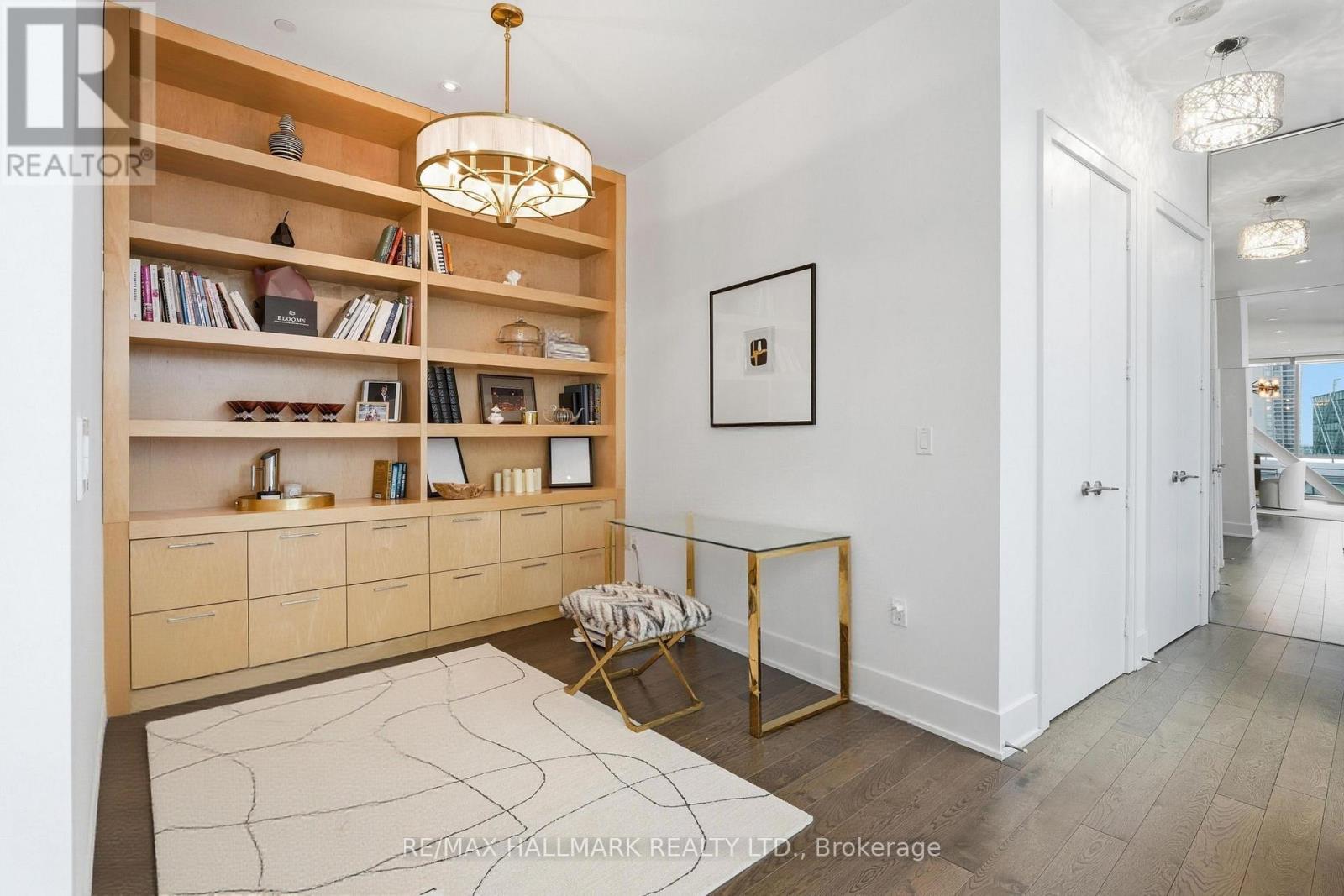 1301 - 39 Queens Quay E, Toronto, Ontario  M5E 0A5 - Photo 9 - C12839536