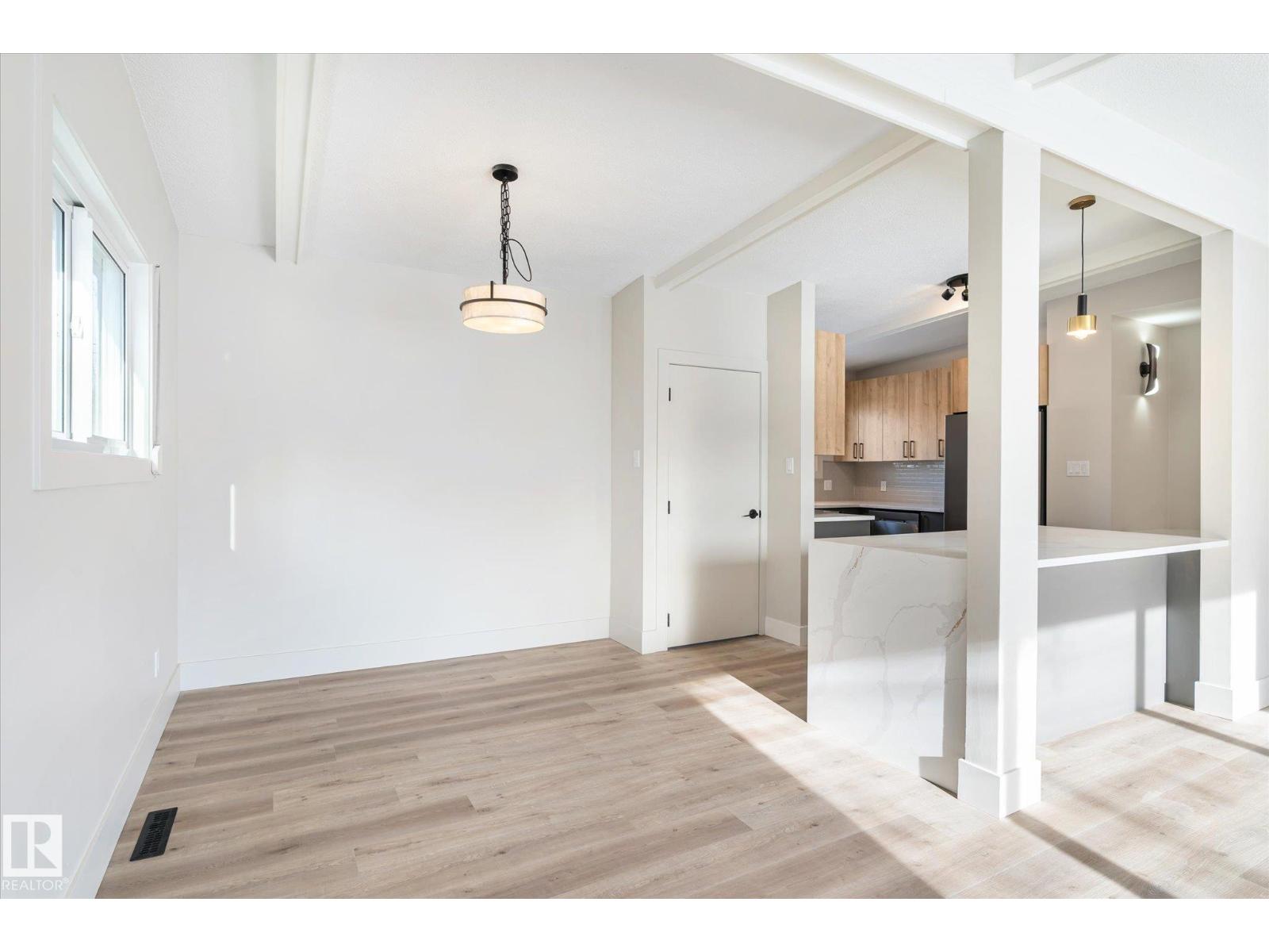 5504 94a Av Nw, Edmonton, Alberta  T6B 0Y5 - Photo 8 - E4472455