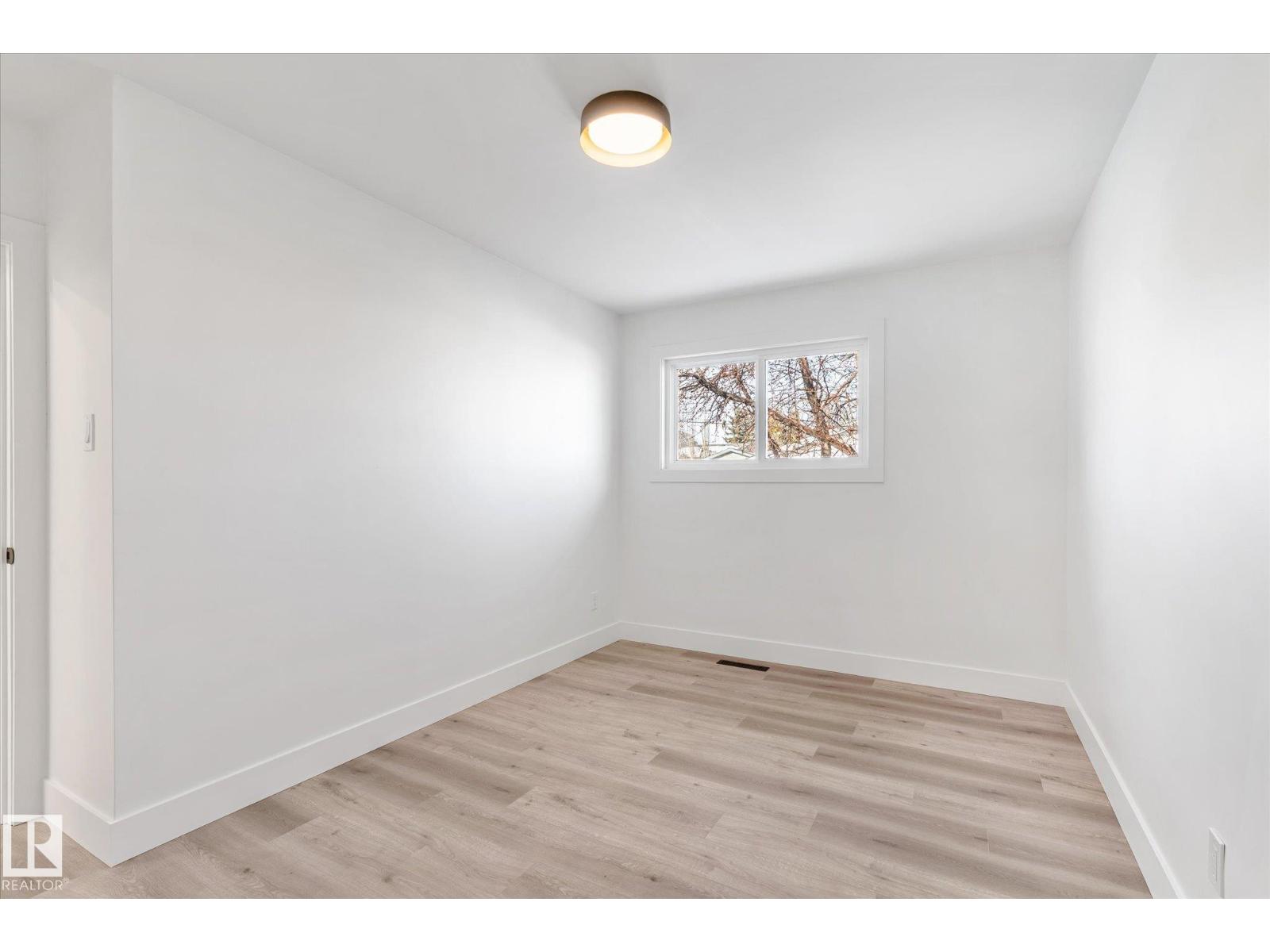 5504 94a Av Nw, Edmonton, Alberta  T6B 0Y5 - Photo 22 - E4472455