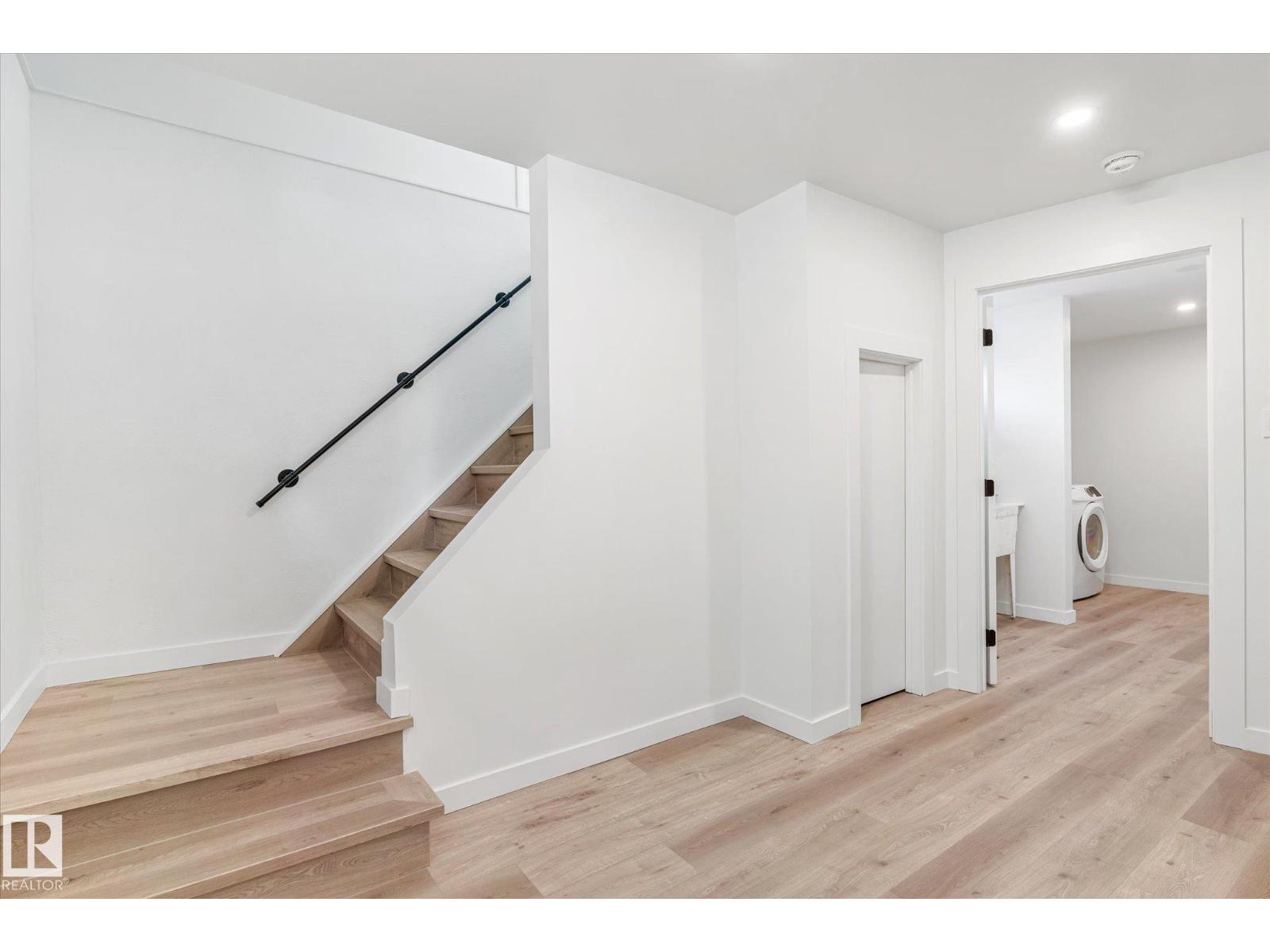 5504 94a Av Nw, Edmonton, Alberta  T6B 0Y5 - Photo 29 - E4472455