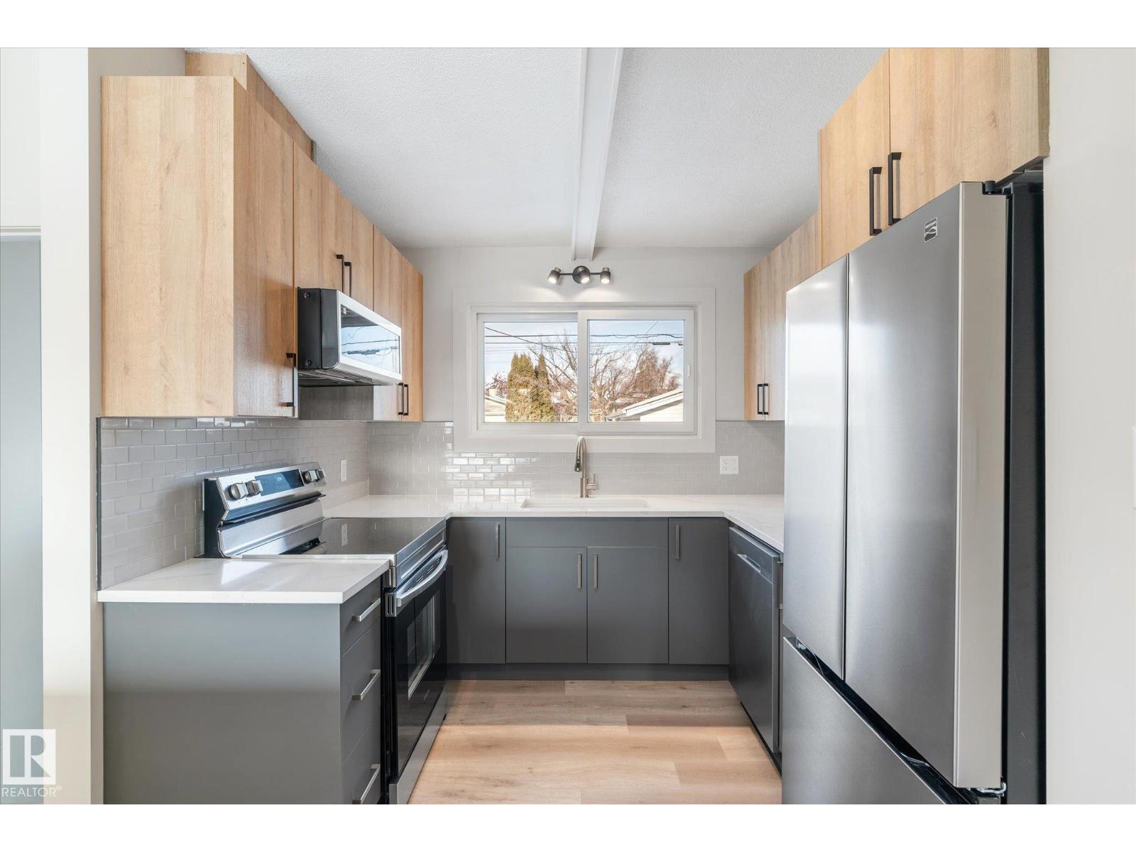 5504 94a Av Nw, Edmonton, Alberta  T6B 0Y5 - Photo 13 - E4472455