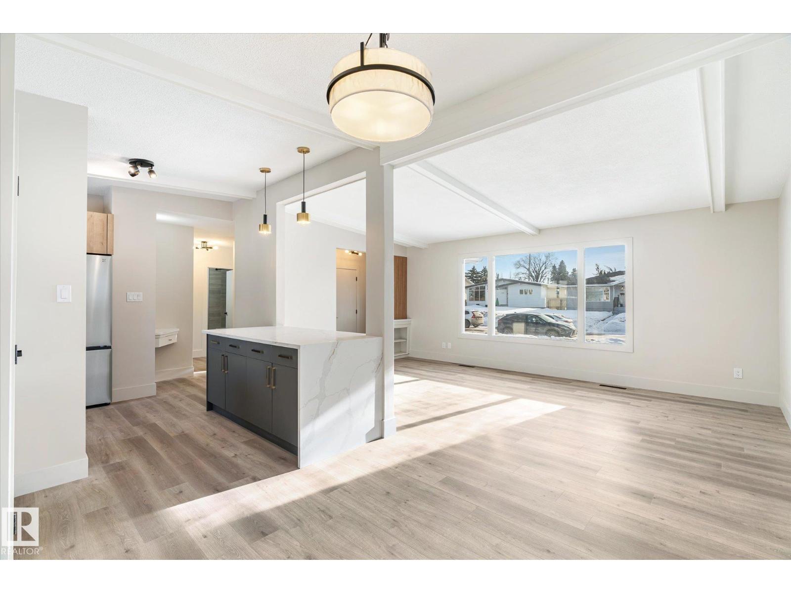 5504 94a Av Nw, Edmonton, Alberta  T6B 0Y5 - Photo 9 - E4472455