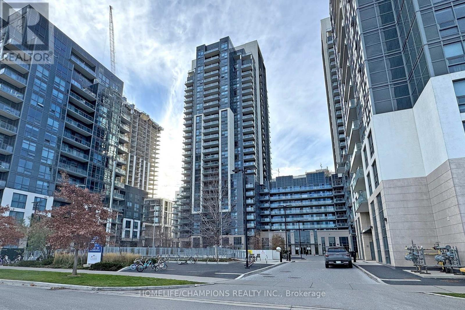 2710 - 20 Meadowglen Place, Toronto, Ontario  M1G 0A9 - Photo 2 - E12839166