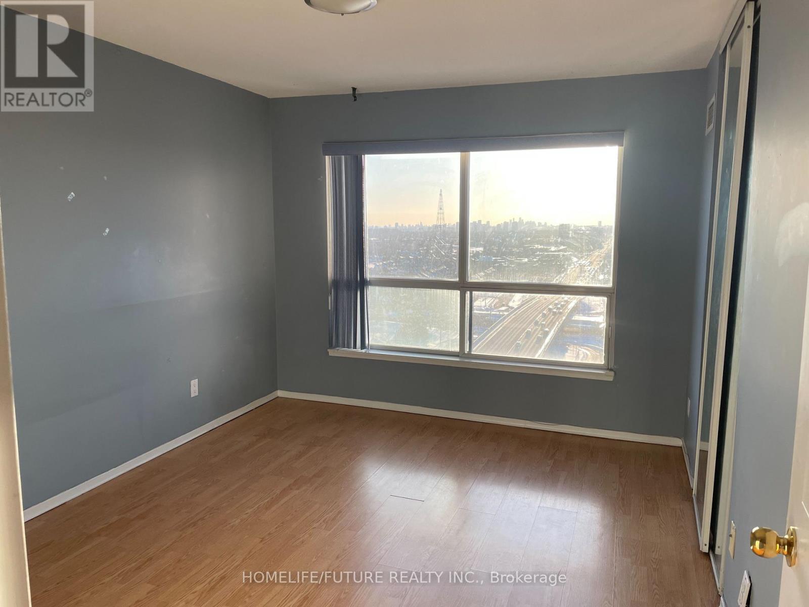 2209 - 2550 Lawrence Avenue E, Toronto, Ontario  M1P 4Z3 - Photo 2 - E12839222