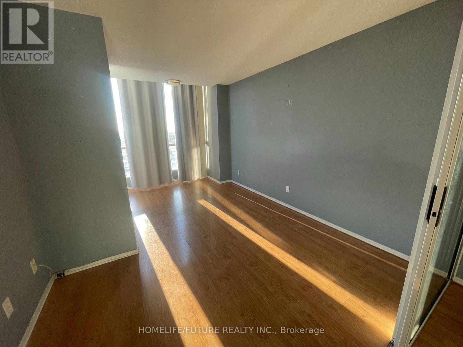 2209 - 2550 Lawrence Avenue E, Toronto, Ontario  M1P 4Z3 - Photo 4 - E12839222