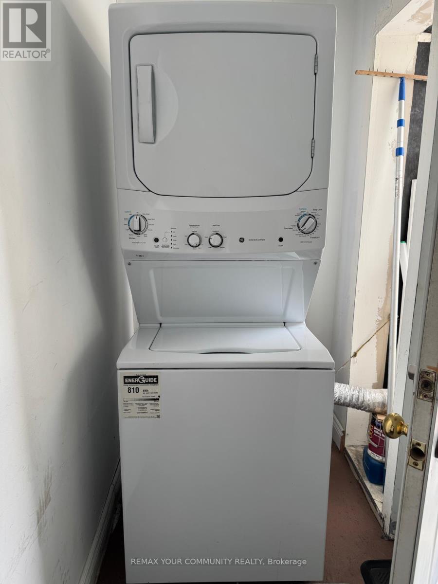 983 Victoria Park Avenue, Toronto, Ontario  M4B 2J4 - Photo 10 - E12839272