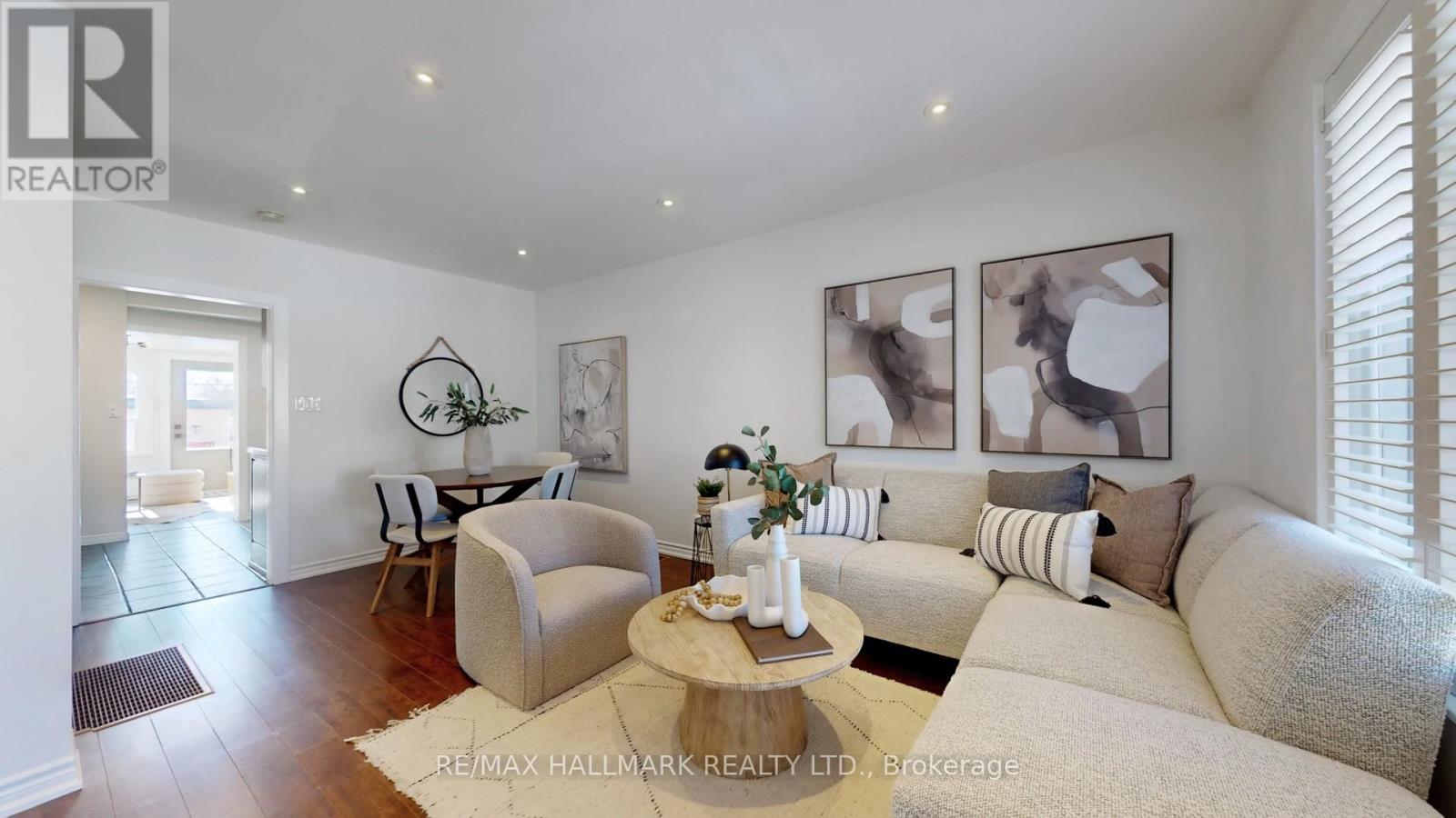 15a Myrtle Avenue, Toronto, Ontario  M4M 2A3 - Photo 4 - E12839324