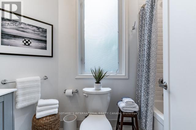 59 Austin Avenue, Toronto, Ontario  M4M 1V7 - Photo 10 - E12839492