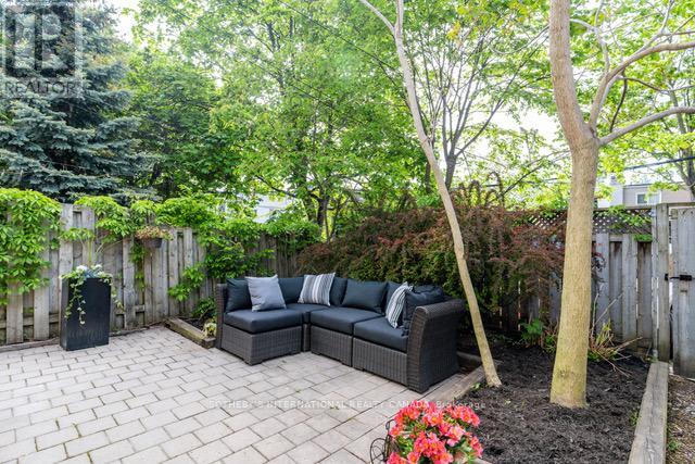 59 Austin Avenue, Toronto, Ontario  M4M 1V7 - Photo 13 - E12839492