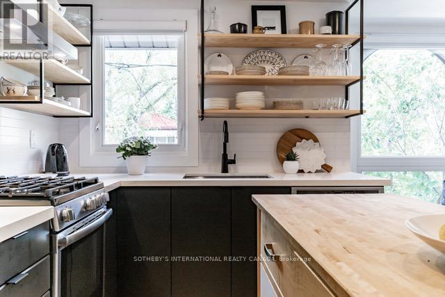 59 Austin Avenue, Toronto, Ontario  M4M 1V7 - Photo 15 - E12839492