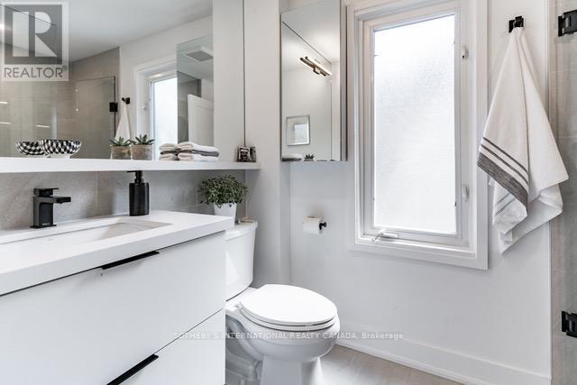 59 Austin Avenue, Toronto, Ontario  M4M 1V7 - Photo 19 - E12839492