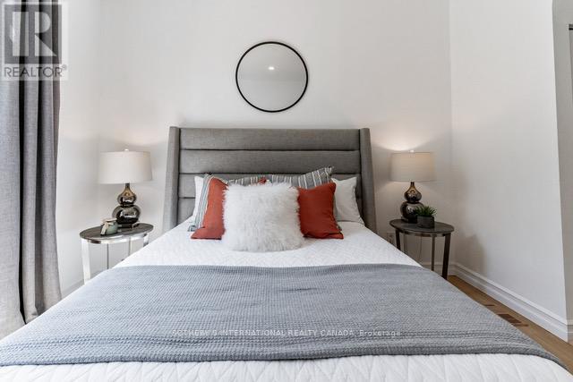 59 Austin Avenue, Toronto, Ontario  M4M 1V7 - Photo 8 - E12839492