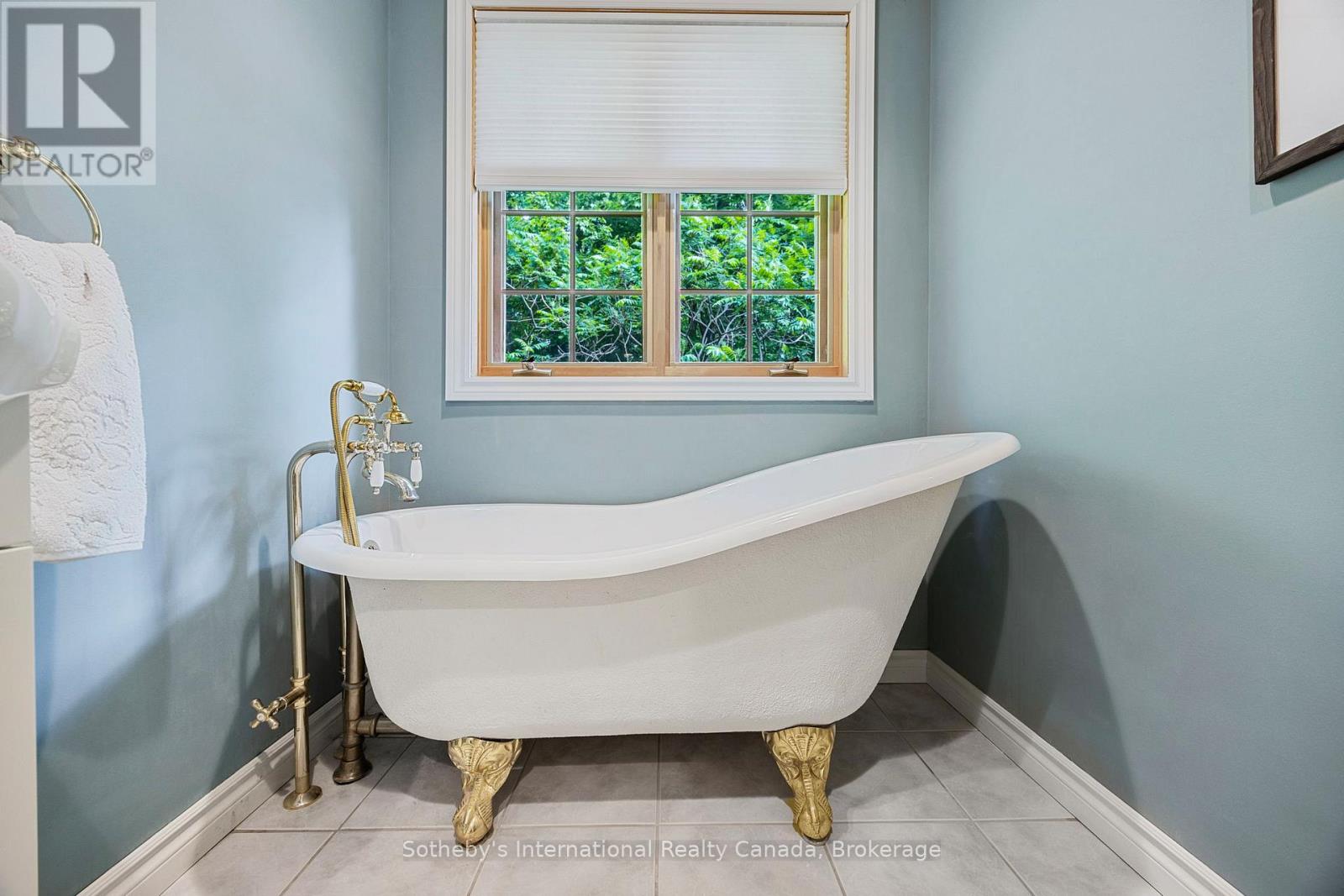 28 Big Tree Circle, Mulmur, Ontario  L9V 3M3 - Photo 14 - X12682602