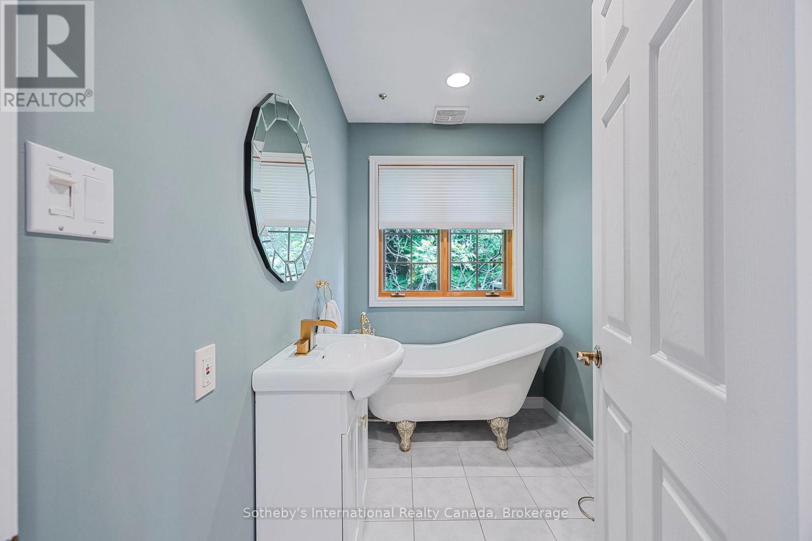 28 Big Tree Circle, Mulmur, Ontario  L9V 3M3 - Photo 13 - X12682602