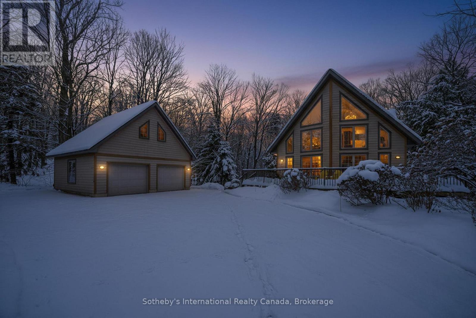 28 Big Tree Circle, Mulmur, Ontario  L9V 3M3 - Photo 2 - X12682602