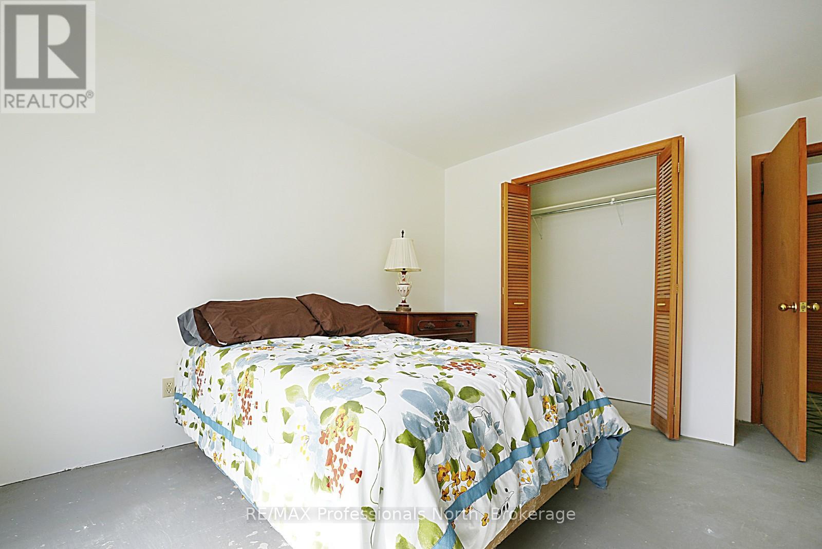 11601 Highway 118 Highway, Dysart Et Al, Ontario  K0M 1S0 - Photo 34 - X12839488