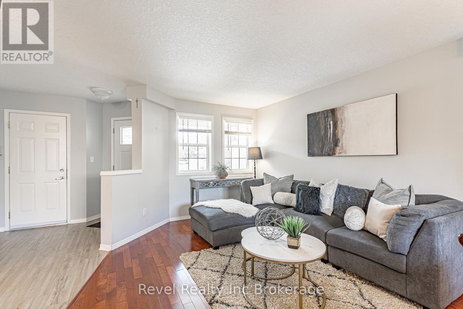 557 Sales Drive, Woodstock, Ontario  N4S 9A1 - Photo 5 - X12839428