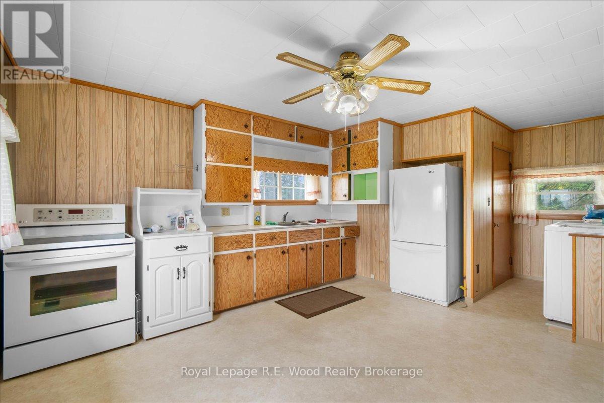 Photo 11 of 36 for 55489 Best Line