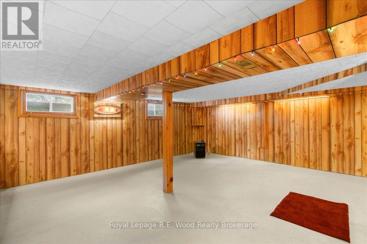 Photo 25 of 36 for 55489 Best Line