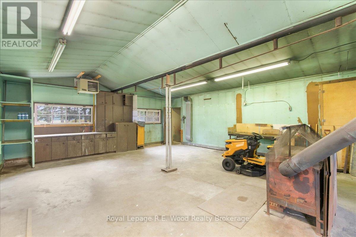 Photo 29 of 36 for 55489 Best Line