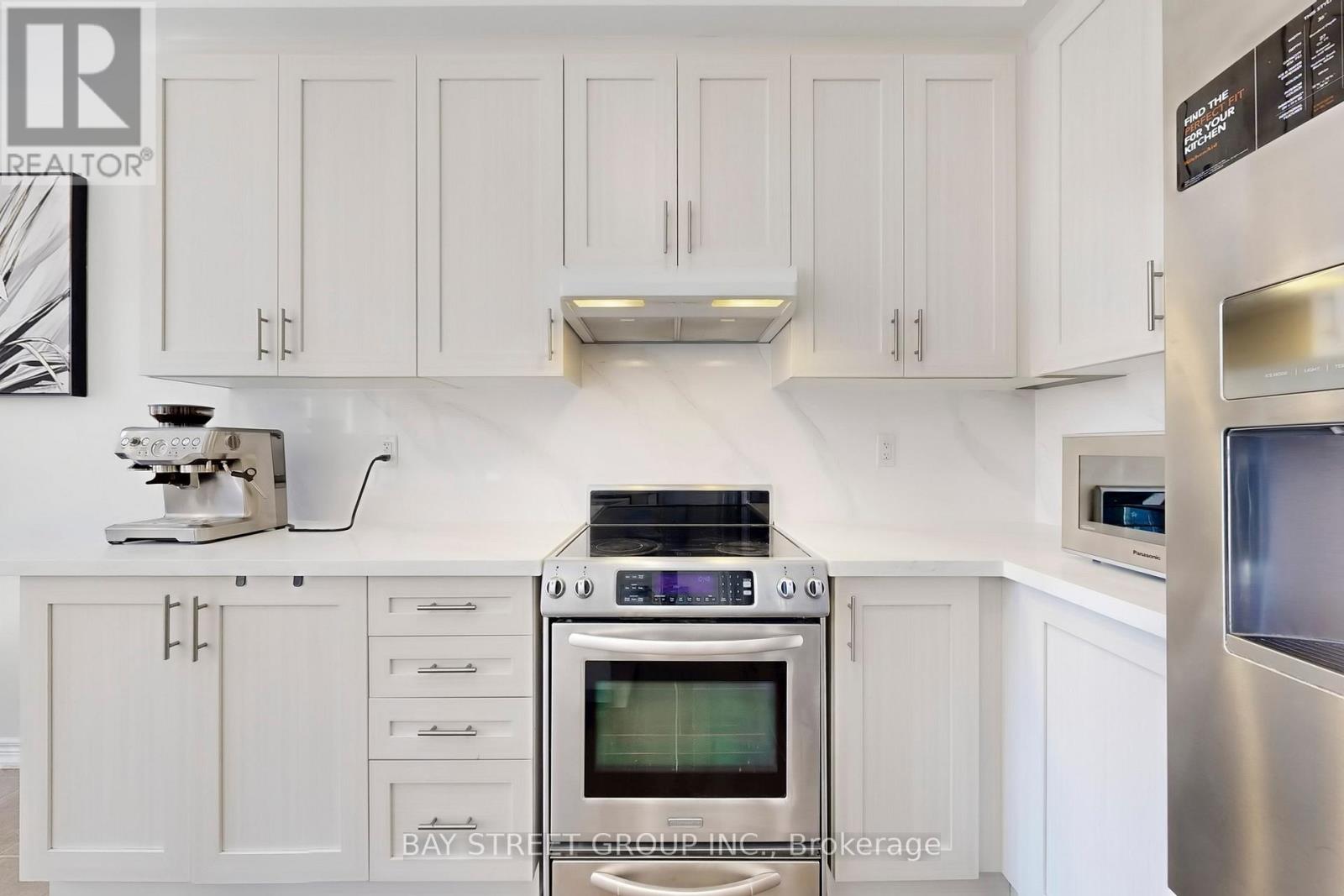 7 Paper Mills Crescent, Richmond Hill, Ontario  L4E 0V5 - Photo 15 - N12839194