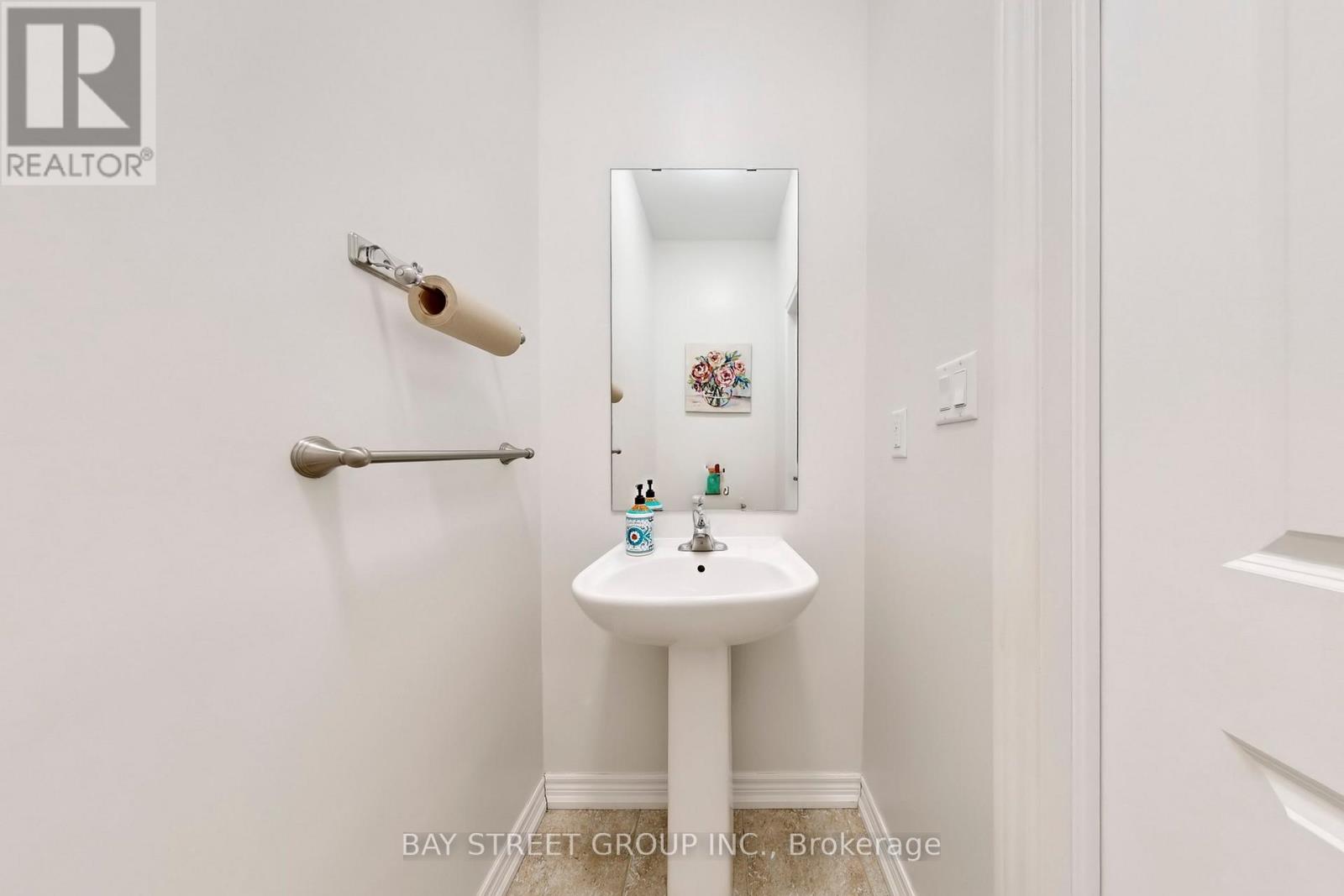 7 Paper Mills Crescent, Richmond Hill, Ontario  L4E 0V5 - Photo 19 - N12839194