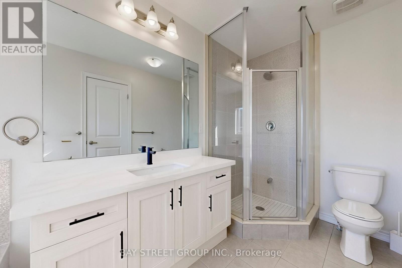 7 Paper Mills Crescent, Richmond Hill, Ontario  L4E 0V5 - Photo 23 - N12839194