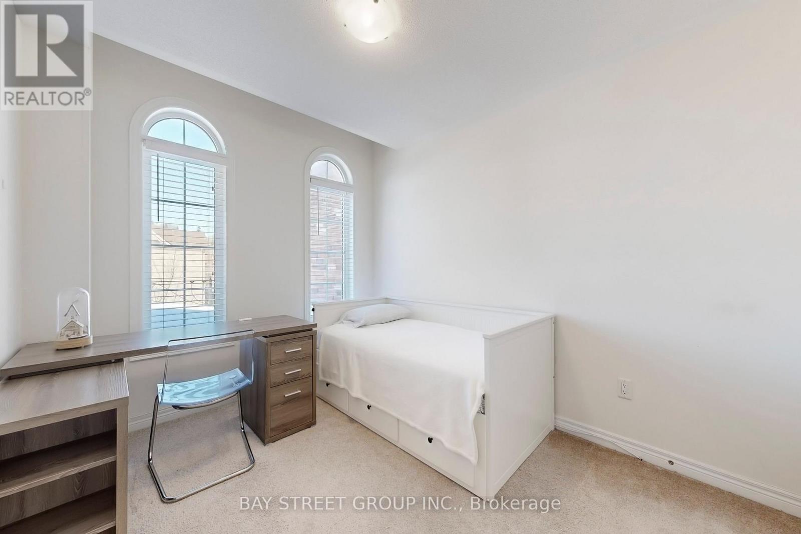 7 Paper Mills Crescent, Richmond Hill, Ontario  L4E 0V5 - Photo 25 - N12839194