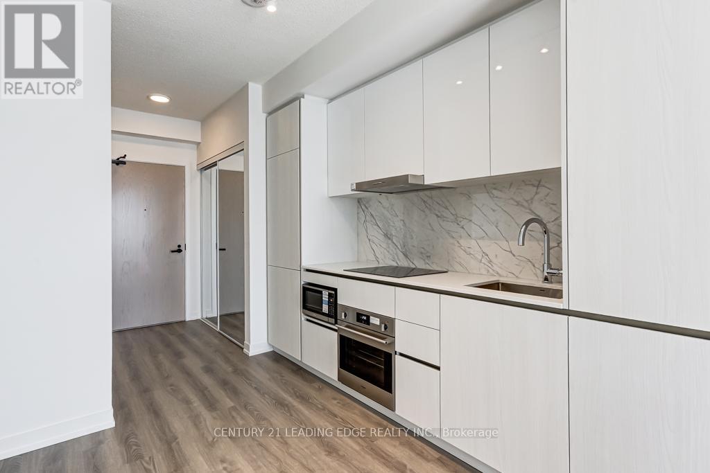 4011 - 8 Interchange Way, Vaughan, Ontario  L4K 5Z7 - Photo 10 - N12839200