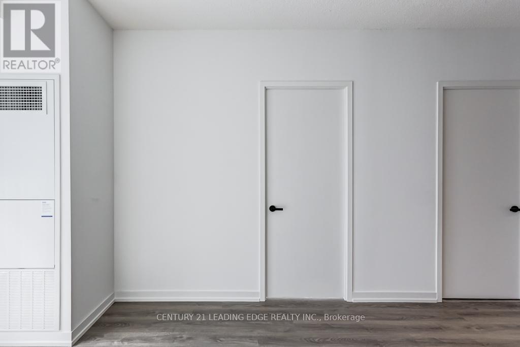 4011 - 8 Interchange Way, Vaughan, Ontario  L4K 5Z7 - Photo 16 - N12839200