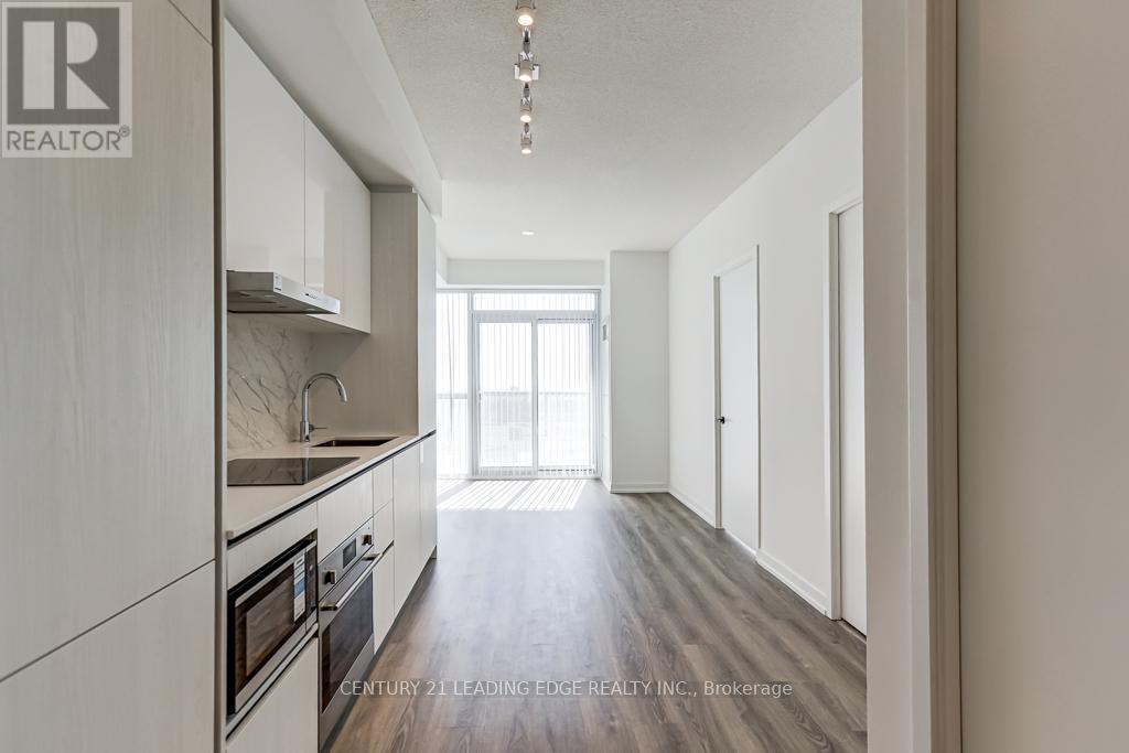 4011 - 8 Interchange Way, Vaughan, Ontario  L4K 5Z7 - Photo 7 - N12839200