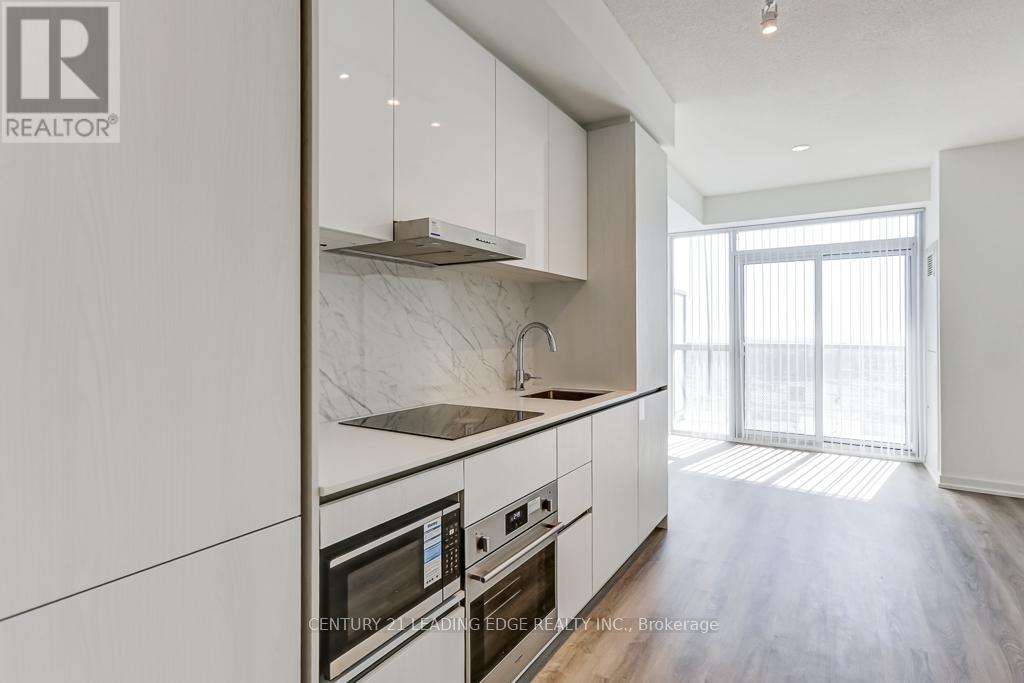 4011 - 8 Interchange Way, Vaughan, Ontario  L4K 5Z7 - Photo 8 - N12839200