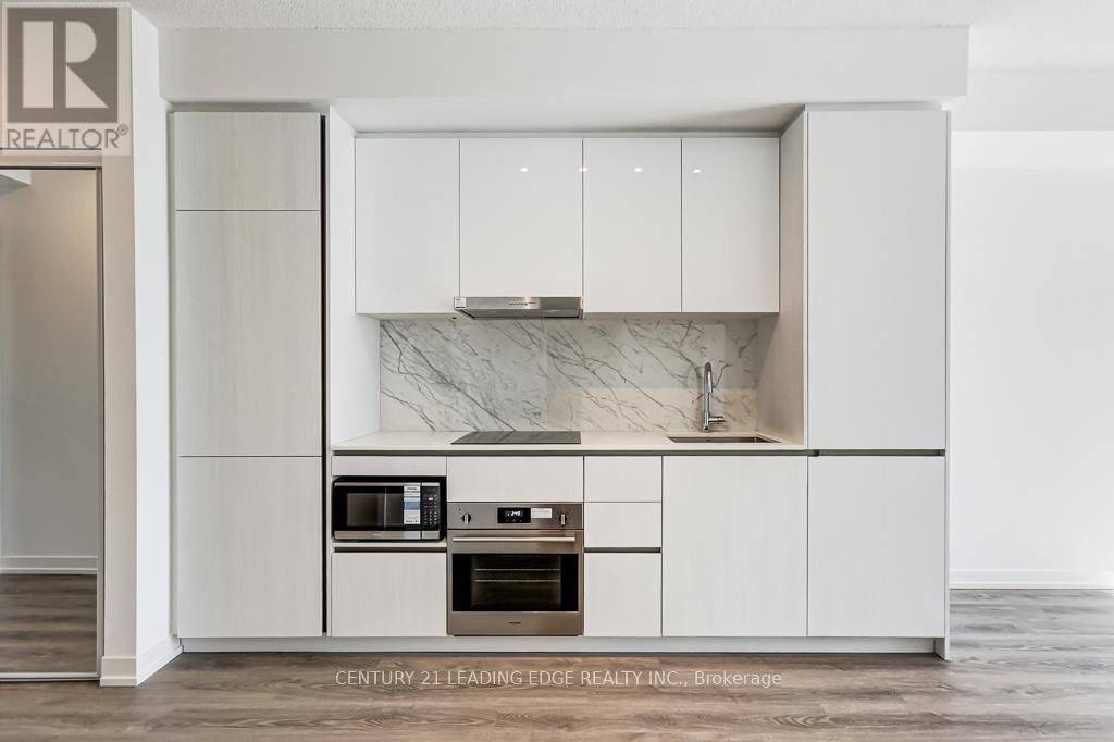 4011 - 8 Interchange Way, Vaughan, Ontario  L4K 5Z7 - Photo 9 - N12839200