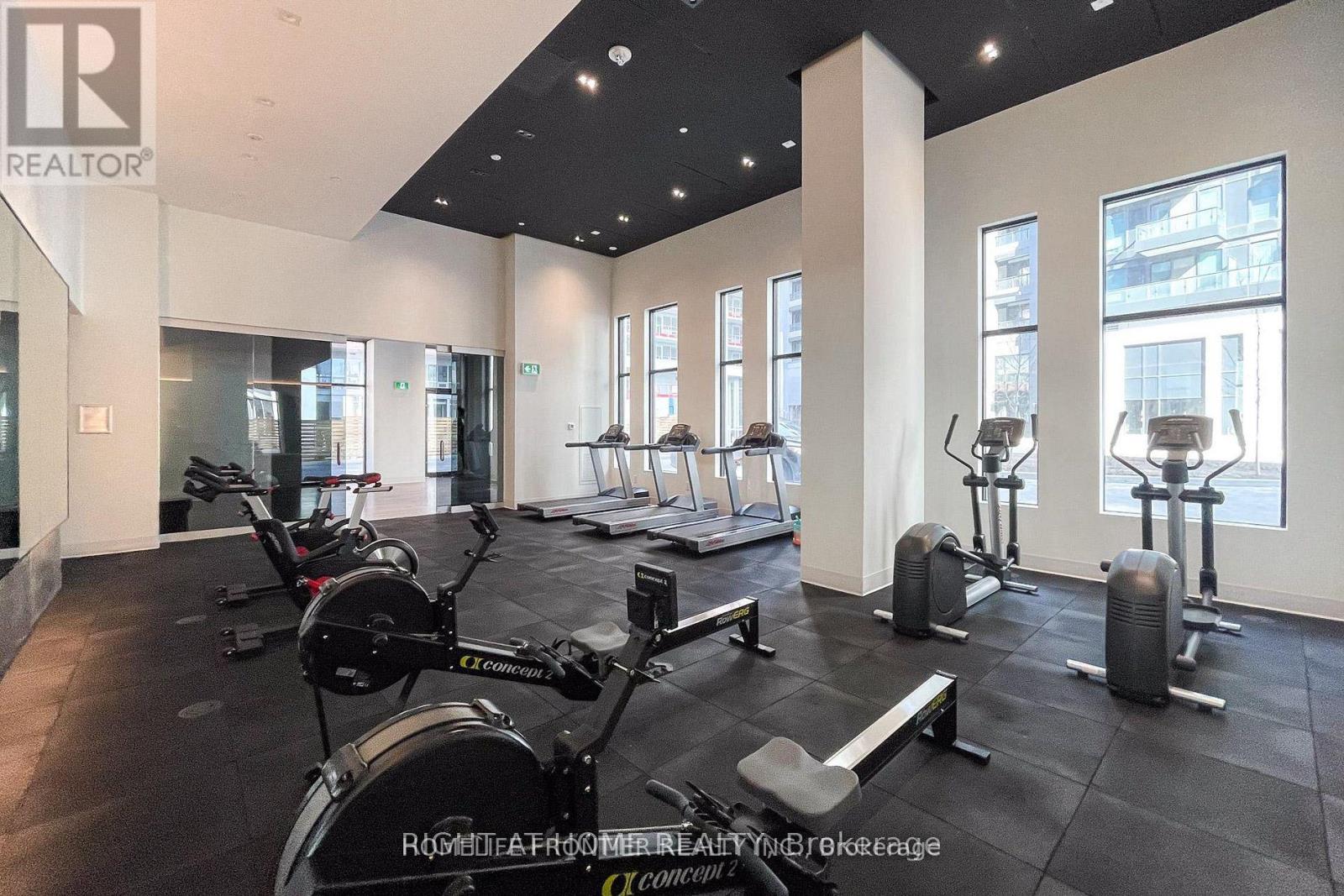 909w - 3 Rosewater Street, Richmond Hill, Ontario  L4C 5T6 - Photo 11 - N12839212