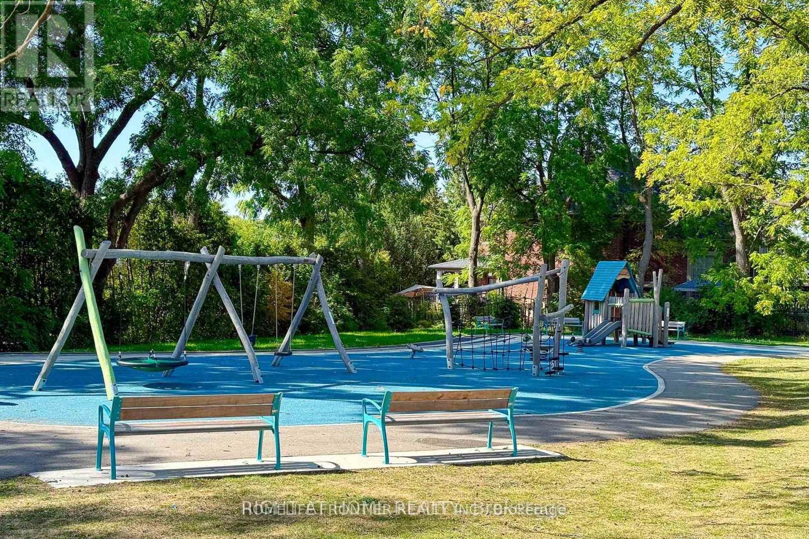 909w - 3 Rosewater Street, Richmond Hill, Ontario  L4C 5T6 - Photo 12 - N12839212