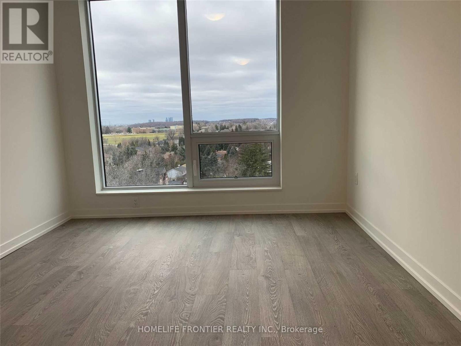 909w - 3 Rosewater Street, Richmond Hill, Ontario  L4C 5T6 - Photo 4 - N12839212