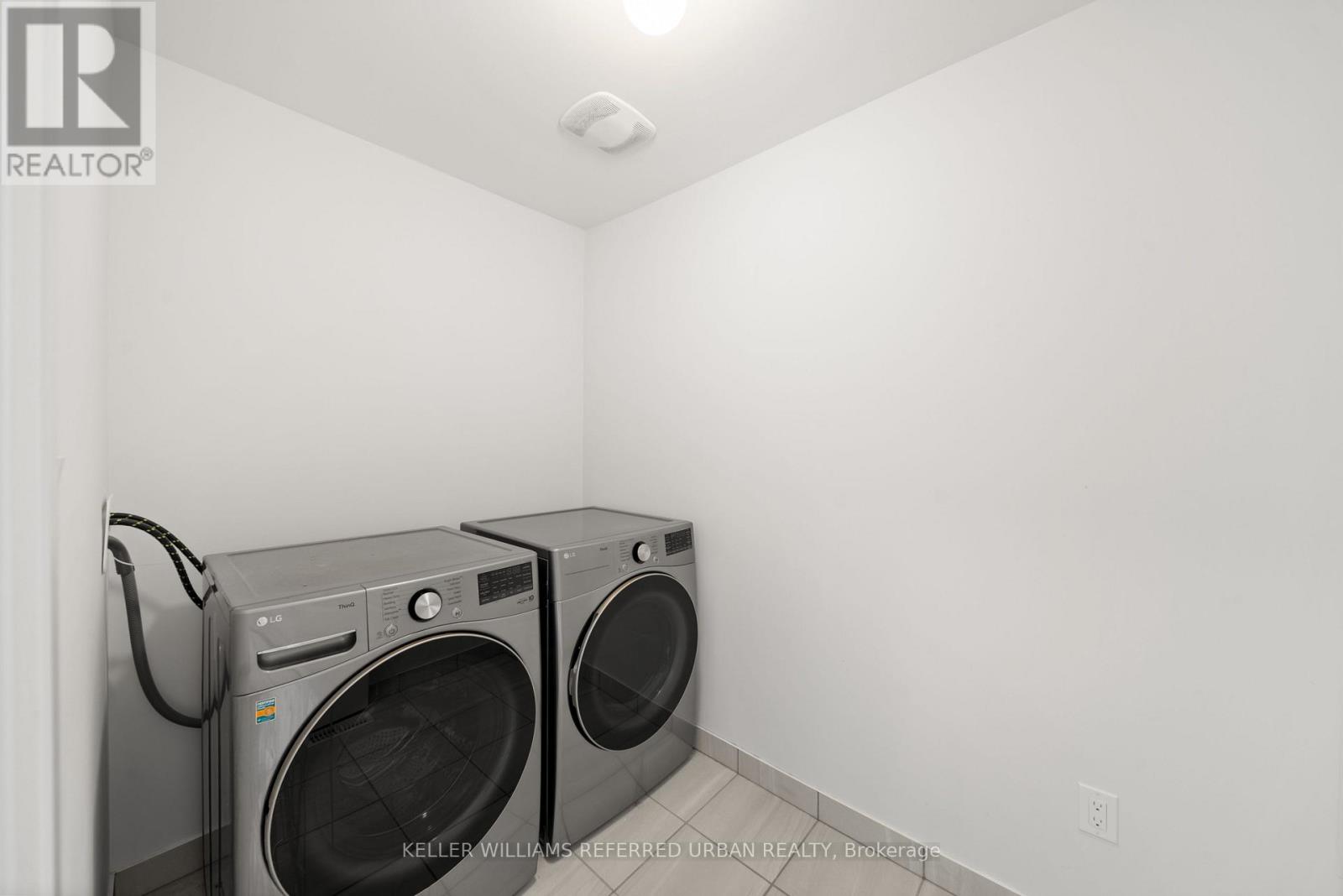 Main/upper - 1466 Stovell Crescent, Innisfil (Lefroy), Ontario  L0L 1W0 - Photo 25 - N12839226