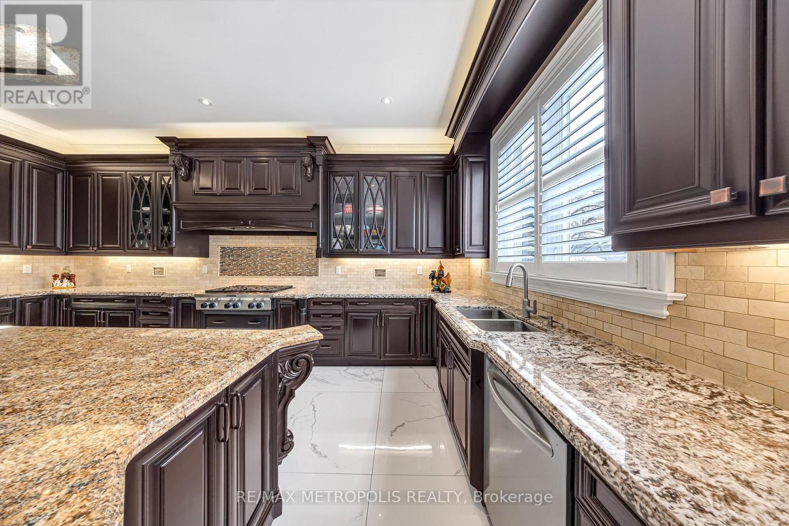 9 Alai Circle, Markham, Ontario  L3R 1E2 - Photo 13 - N12839234