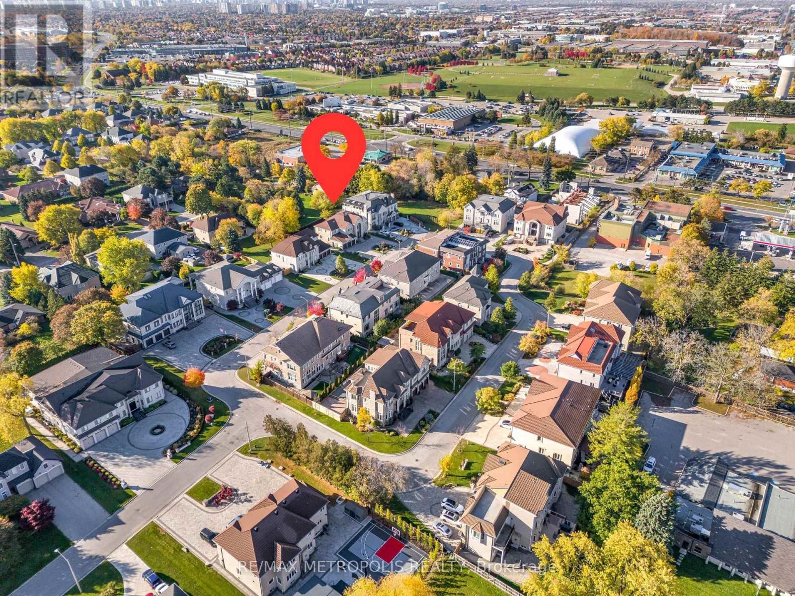 9 Alai Circle, Markham, Ontario  L3R 1E2 - Photo 2 - N12839234