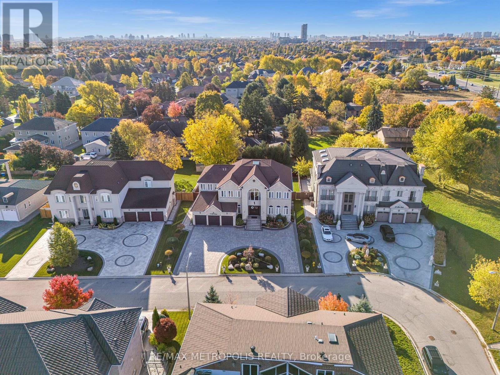 9 Alai Circle, Markham, Ontario  L3R 1E2 - Photo 4 - N12839234